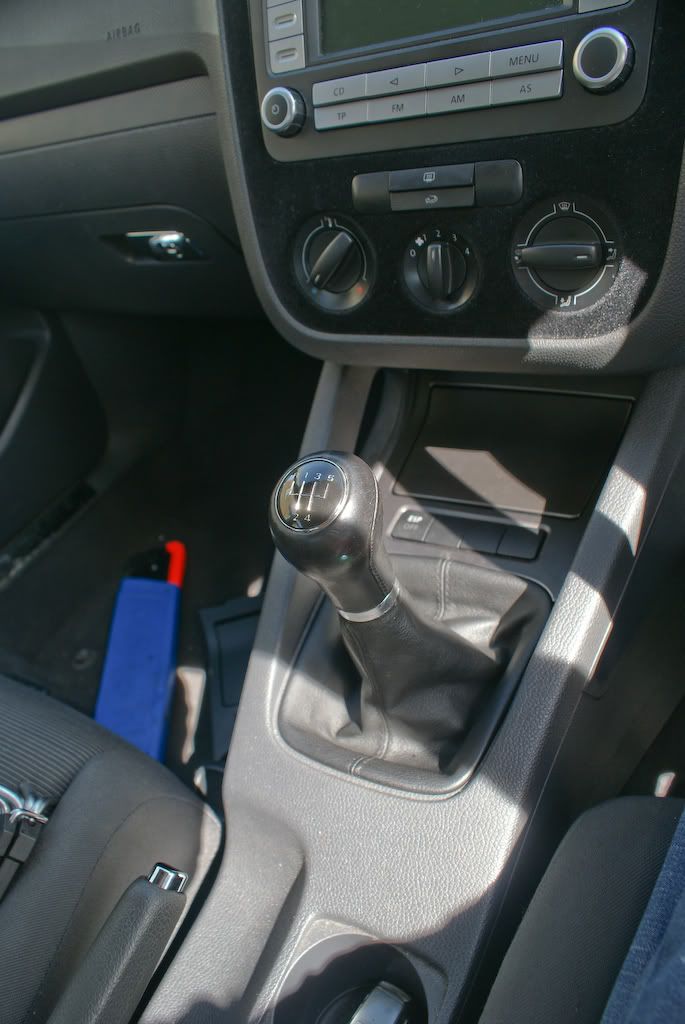 Mk5 Golf How To Mk5 Golf Gear Knob Removal Volkswagen Mark IV Forum